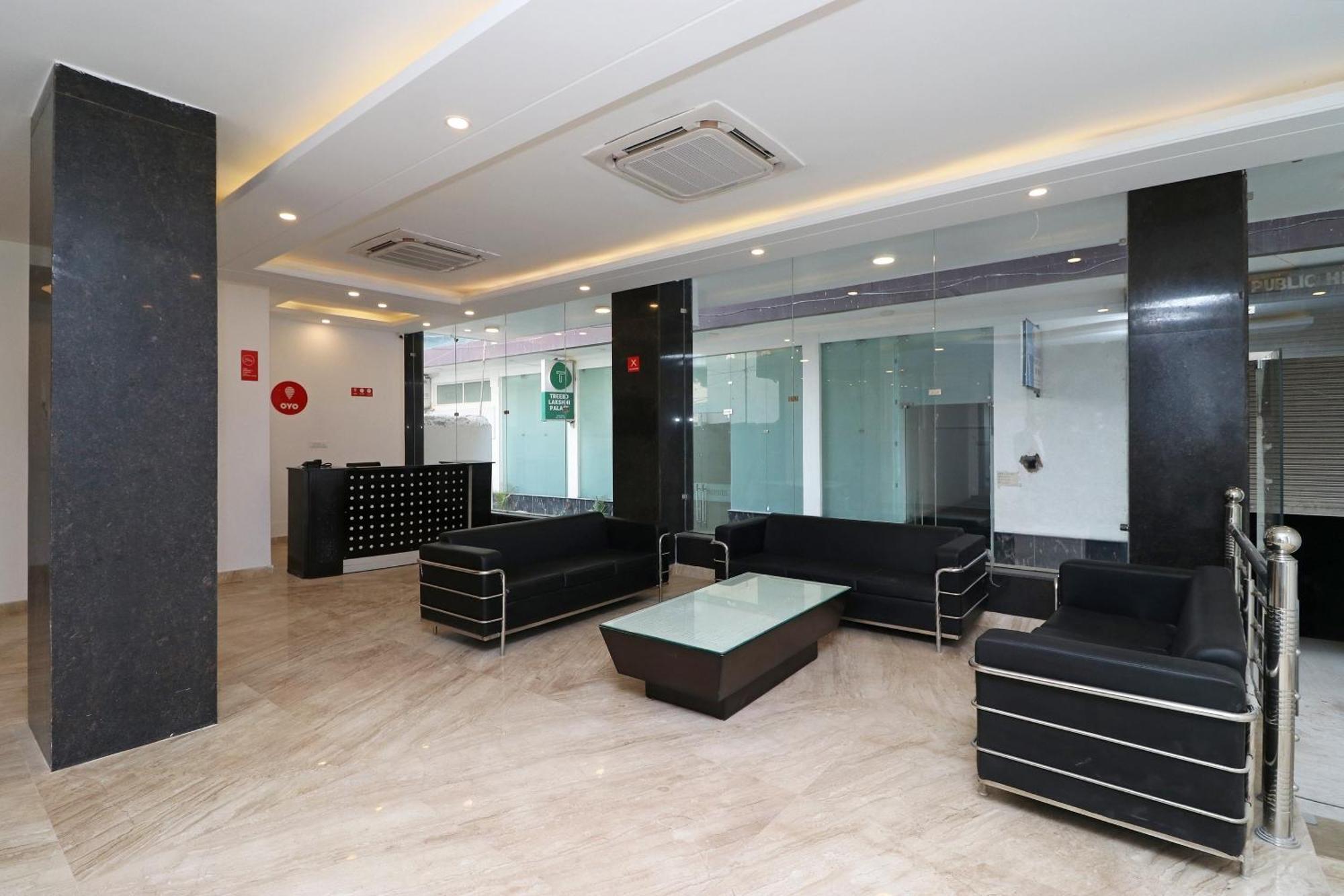 Hotel O Aamara New Delhi Buitenkant foto